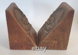 5793 A Pair Of Early 20th Century Carved And Inscribed Wooden Book Ends
