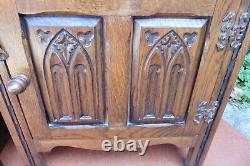 Good Matching Pair Of Carved Oak Old Charm Bedside Cabinets, Chests, Tables