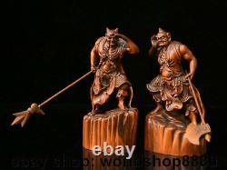 6.8 Ancienne boîte chinoise en buis sculpté de bois représentant les mythes de Hengha, paire de statues de dieux armés à deux portes