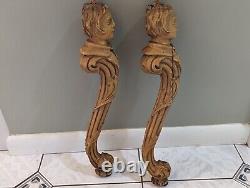 Beaux pieds de table figuratifs en bois sculpté antique et vintage de 20 pouces.