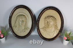 Cadres en bois sculptés anciens en PAIR plaques en plâtre en relief de la Vierge Marie et du Christ pour mur.