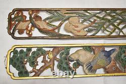 Fines panneaux de bois sculptés et peints chinois et japonais anciens