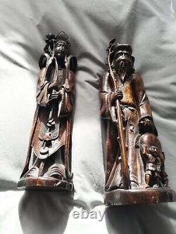 Grands Paires de Figurines en Bois Sculptées Chinoises