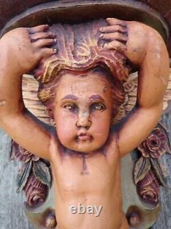 Paire Vintage de Putti Chérubins Ornementés Sculptés en Bois Polychrome avec Ailes pour Étagère Murale d'Anges