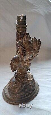 Paire de bases de lampe en bois sculpté à la main vintage avec détails d'oiseaux et de baies