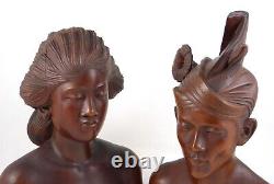 Paire de bustes d'homme et de femme sculptés à la main de Klungkung Bali Indonésie en bois dur de grande taille 12