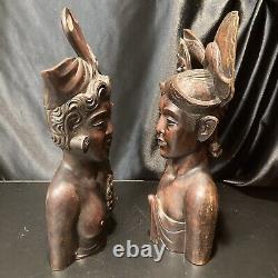 Paire de bustes sculptés en bois dur de Klungkung, Bali, femme et homme