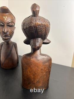 Paire vintage de bustes en bois sculpté en bois incrusté d'origine tribale africaine 14'