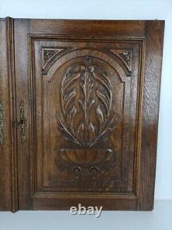 Panneaux de portes en bois sculpté à la main français antique assorti récupéré Baske architectural
