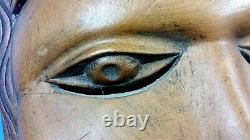 Rare Paire de Masques Africains Lourds Sculptés de Maître en Bois Antique Vintage
