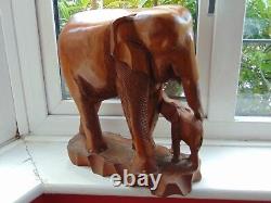Sculpture de paire d'éléphants sculptés à la main en bois de teck massif extra-large 15 grand