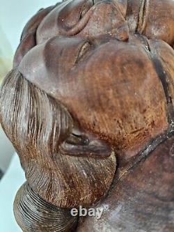 Sculpture en bois balinais magnifique du couple enlacement d'Ida Bagus Tantra