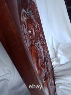 Sculpture en bois faite à la main : Couple d'amoureux historiques, tentures murales sri lankaises.